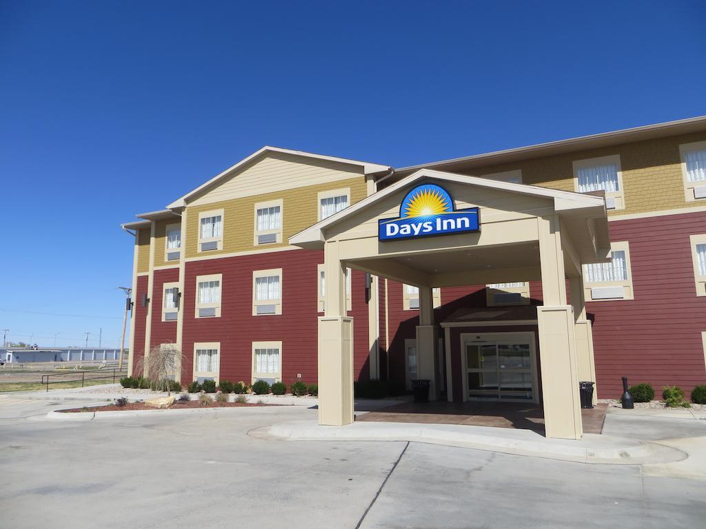 Days Inn By Wyndham Ellis Екстериор снимка